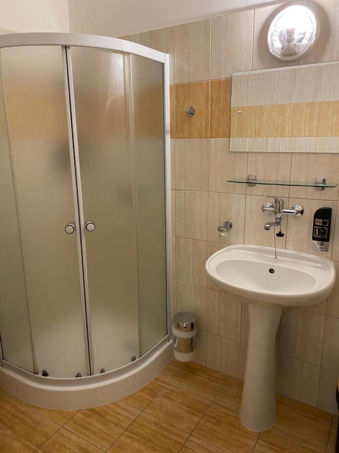 Hotel Praded รีมารอฟ ภายนอก รูปภาพ